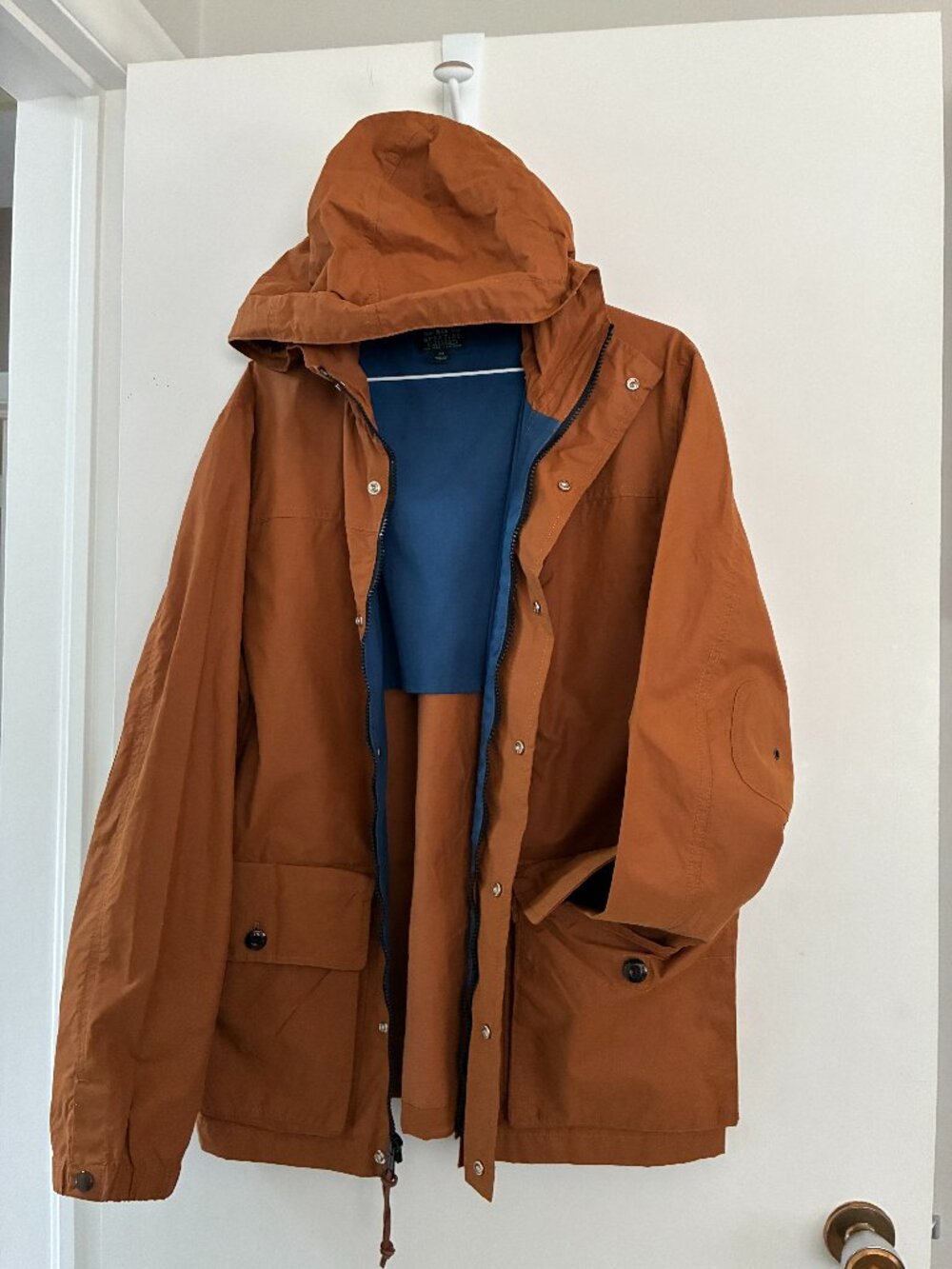 JCREW Men's hooded jacket. Size M. Burnt orange colour.